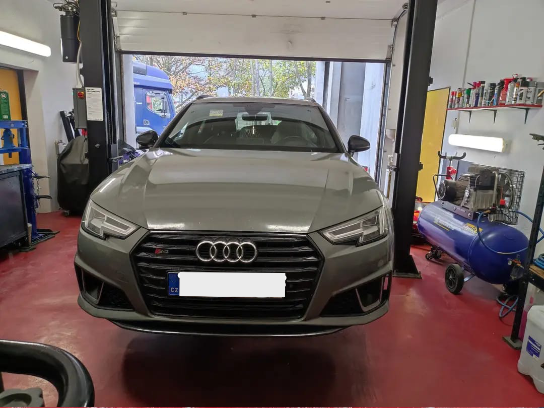 audi8